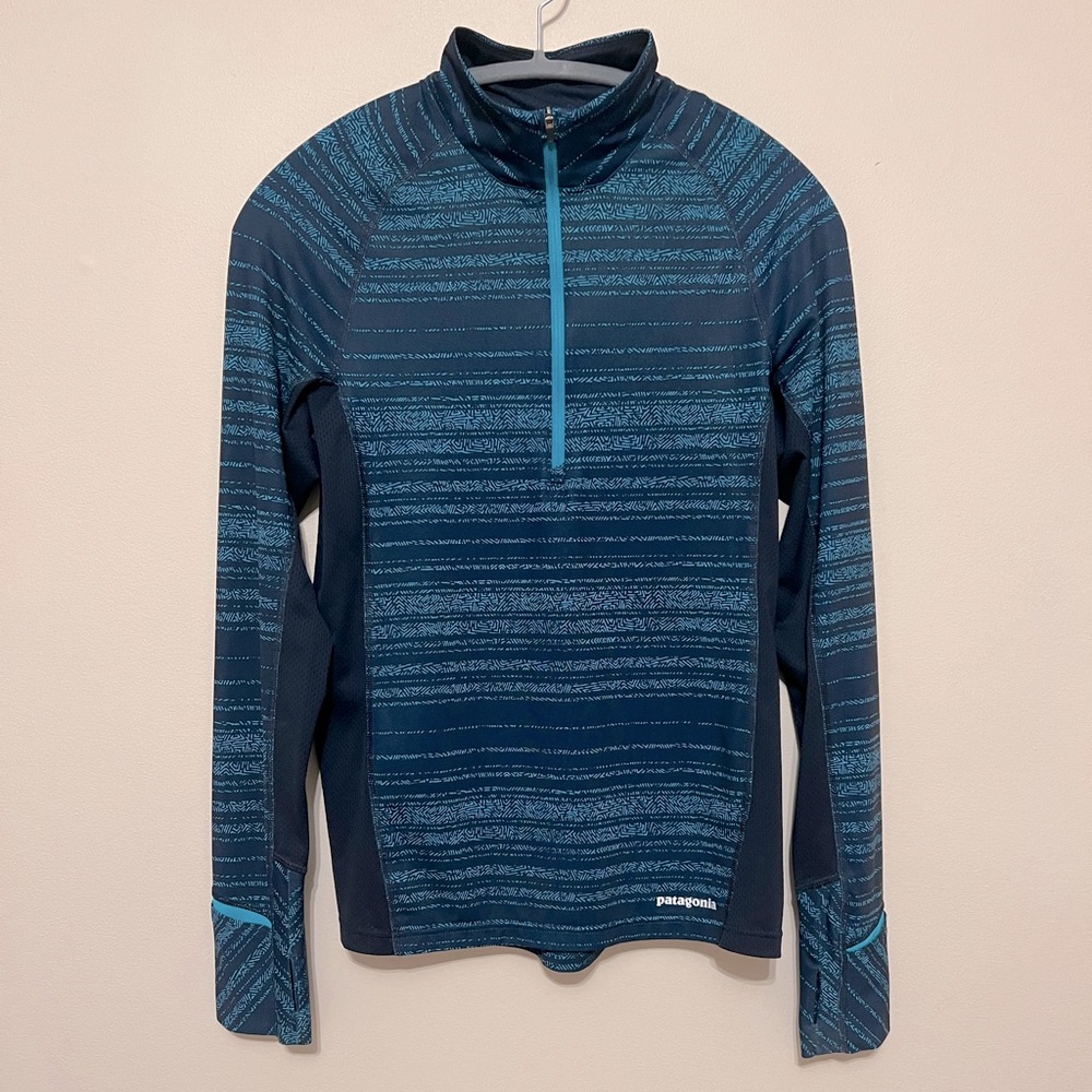 Patagonia Women’s Medium Blue Lightweight Breathable 1/2 Zip Top